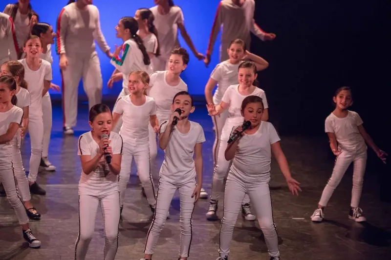 Cours particuliers de chant enfants à Marseille